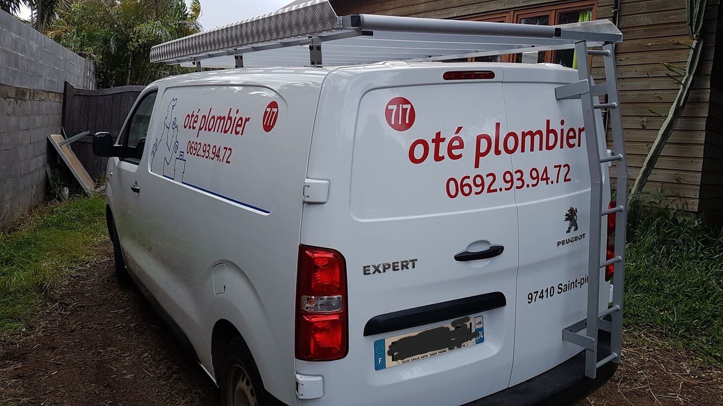 Réalisation — camion de chantier Oté Plombier